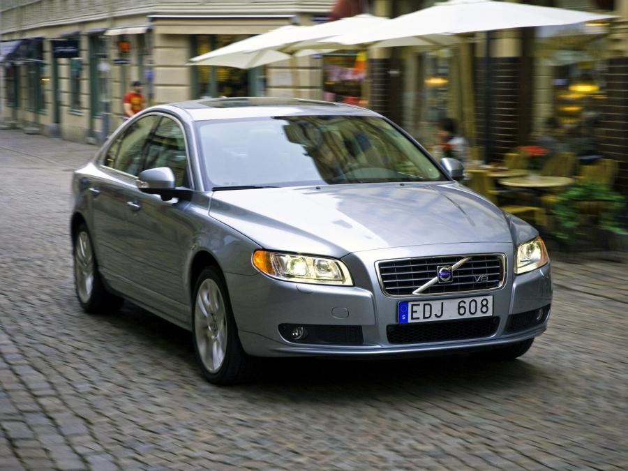  Volvo S80 V8 2007 года  (фото 26 из 69)